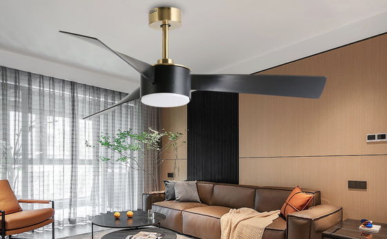 Iluminación de ventilador de techo inteligente de 52 pulgadas de ahorro de energía en negro